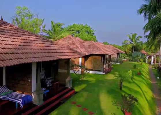 beach resorts near guruvayur